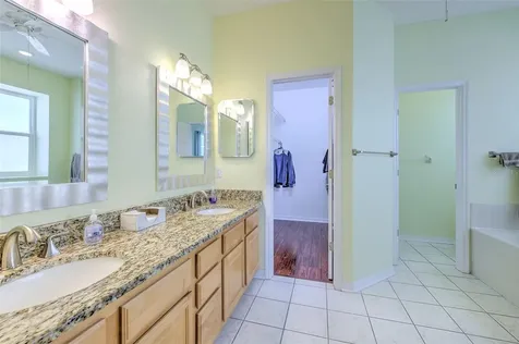 3320 Stonebridge Trail Valrico FL 33596