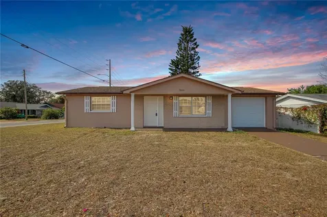 9005 Hunt Club Lane Port Richey FL 34668