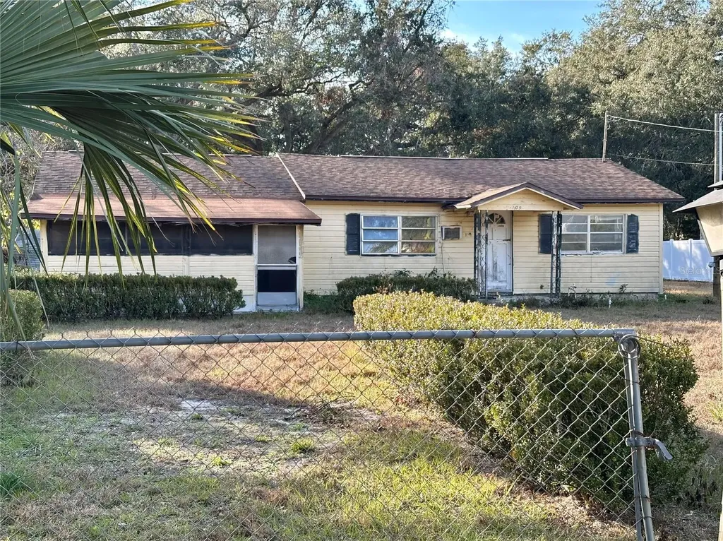 1109 Pioneer Trail Leesburg FL 34748