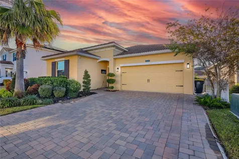 1322 Oak Crest Street Davenport FL 33837
