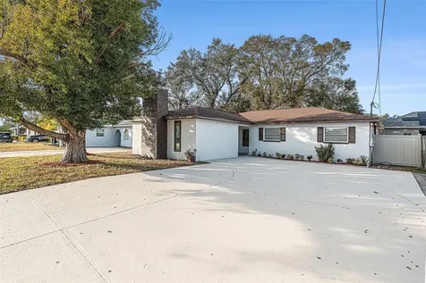 3213 W Grove Street Tampa FL 33614