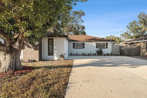 3213 W Grove Street Tampa FL 33614