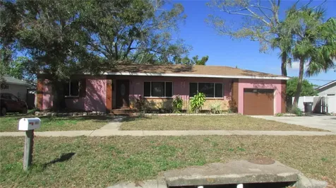 3083 55th Avenue N St Petersburg FL 33714