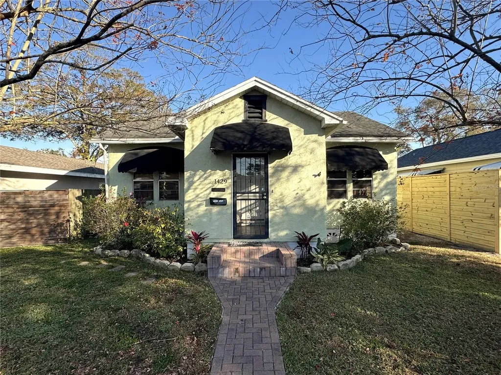 1429 35th Avenue N St Petersburg FL 33704