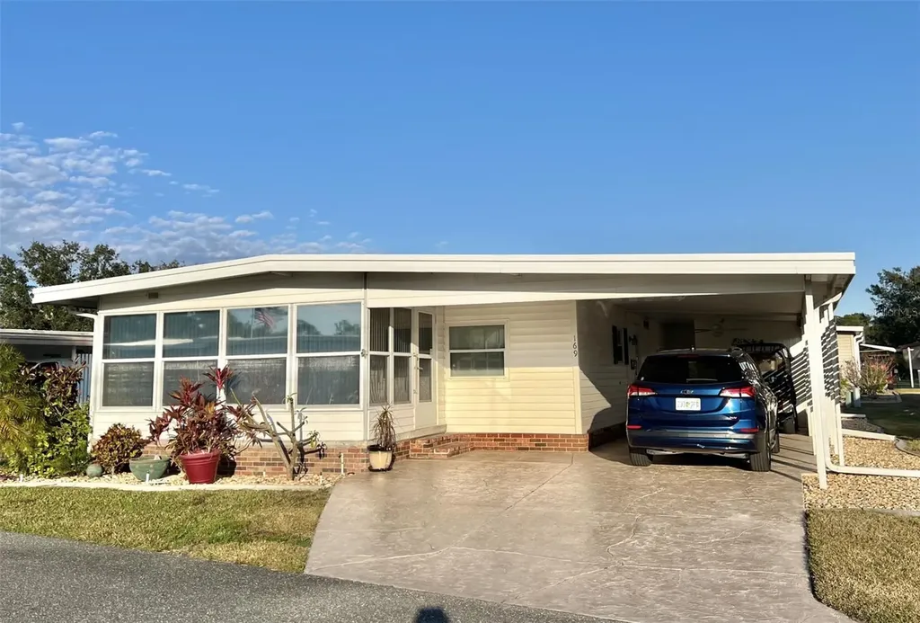 169 Bougainvillea Drive Leesburg FL 34748