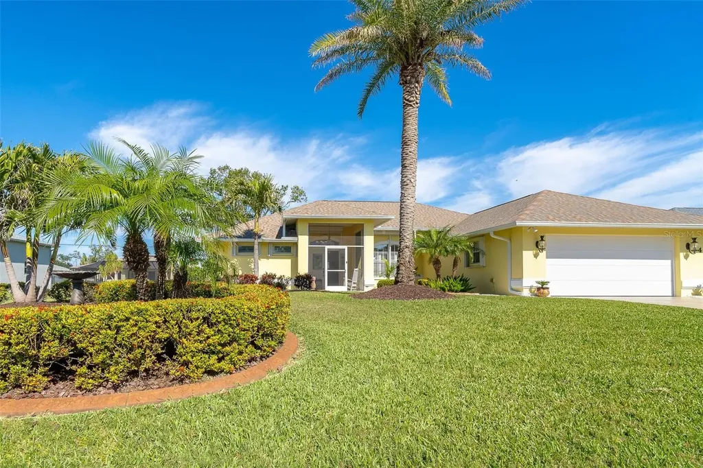 49 Perimeter Drive Englewood FL 34223