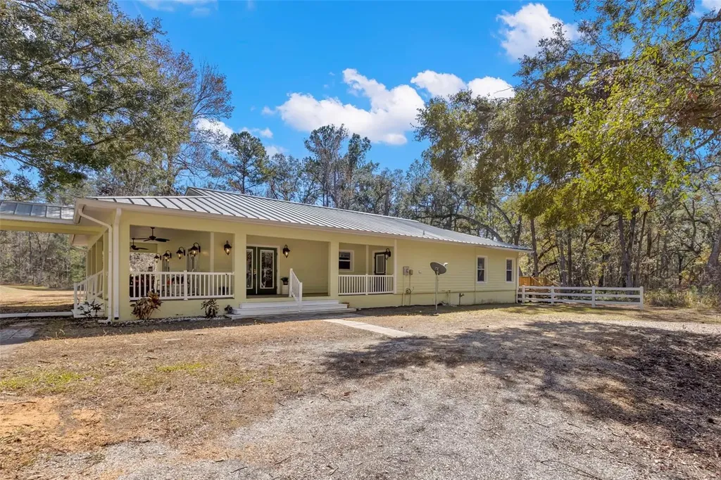 19256 Hidden Oaks Drive Brooksville FL 34604