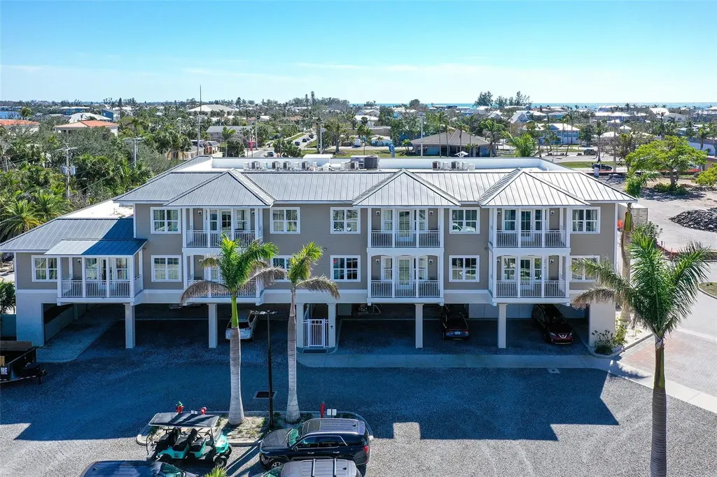 5325 Marina Drive Bradenton Beach FL 34217