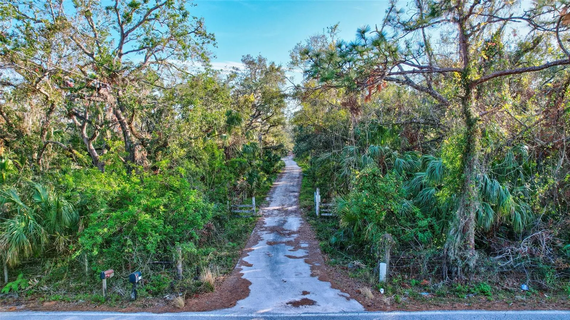 8330 Linger Lodge Road Bradenton FL 34202
