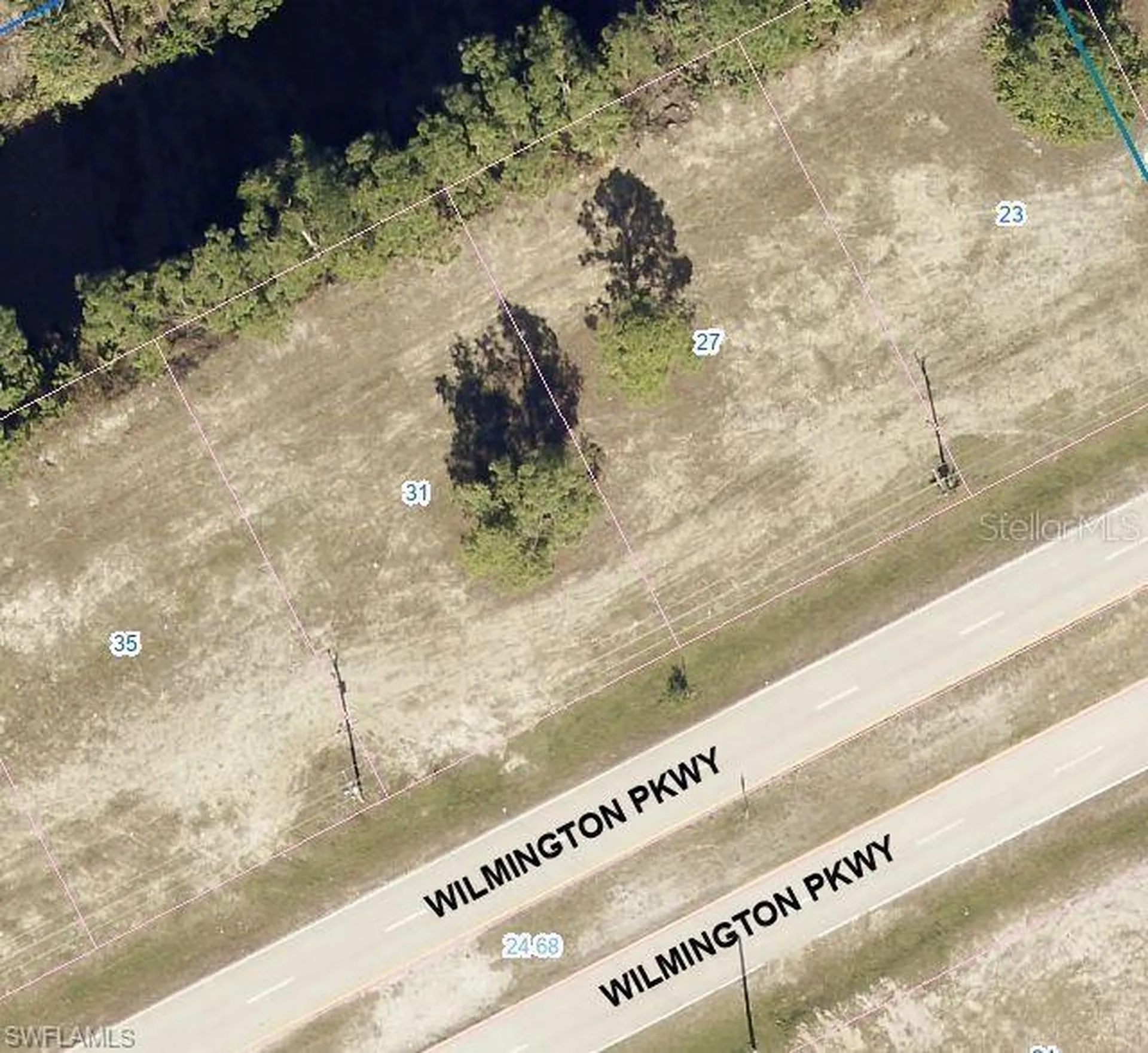 31 Wilmington Parkway Cape Coral FL 33993