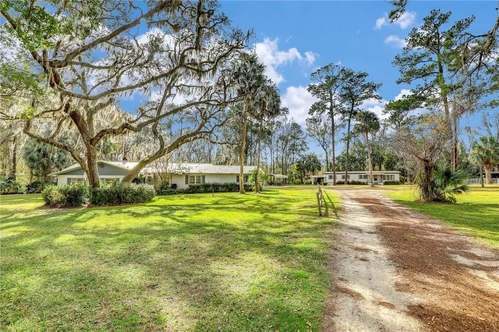 114 Whispering Winds Road Palatka FL 32177