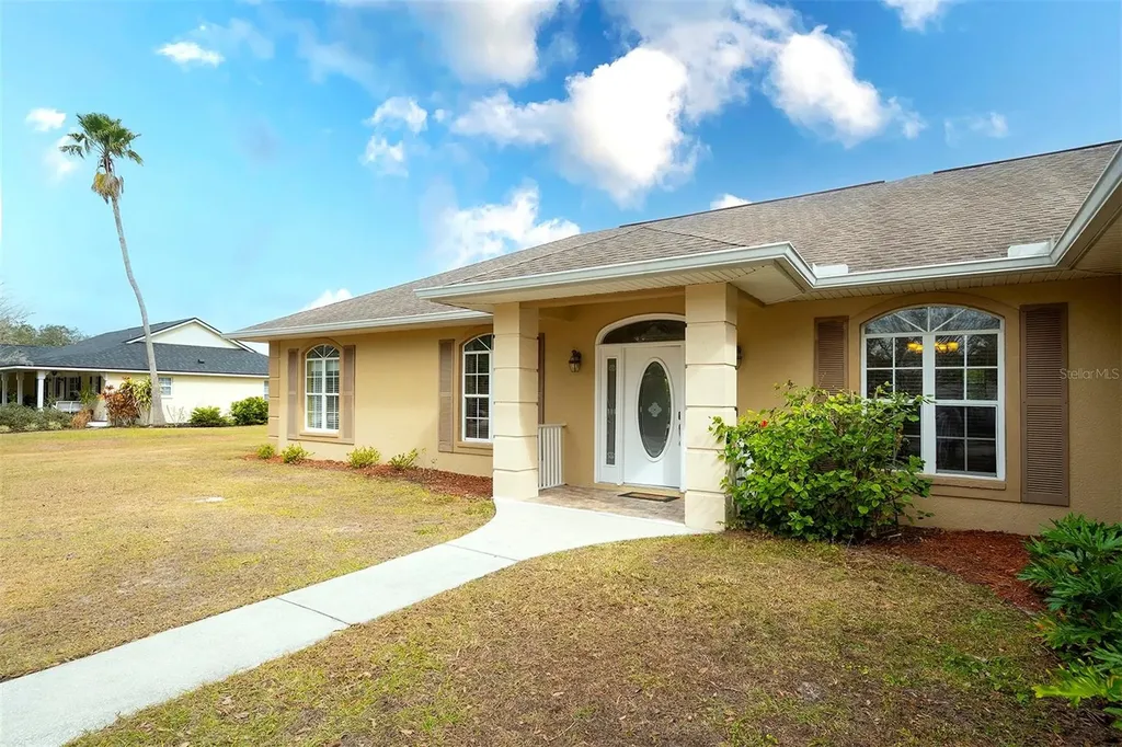 13609 2nd Avenue NE Bradenton FL 34212