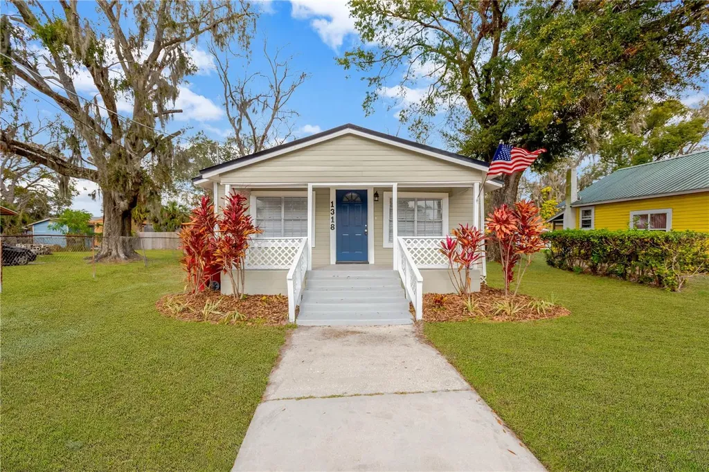 1318 E Renfro Street Plant City FL 33563