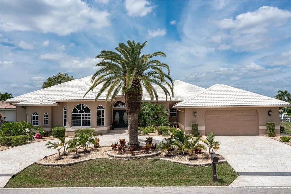 920 Via Tripoli Punta Gorda FL 33950