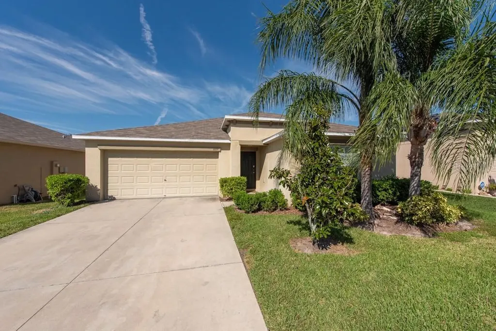 1622 Redmond Brook Lane Ruskin FL 33570