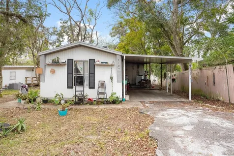 2109 Hialeah Avenue Leesburg FL 34748