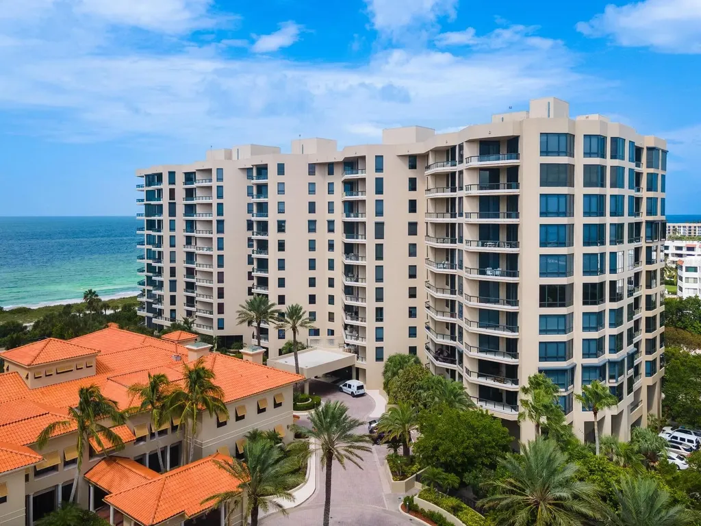 1281 Gulf Of Mexico Drive Longboat Key FL 34228