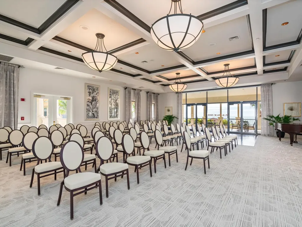 1281 Gulf Of Mexico Drive Longboat Key FL 34228