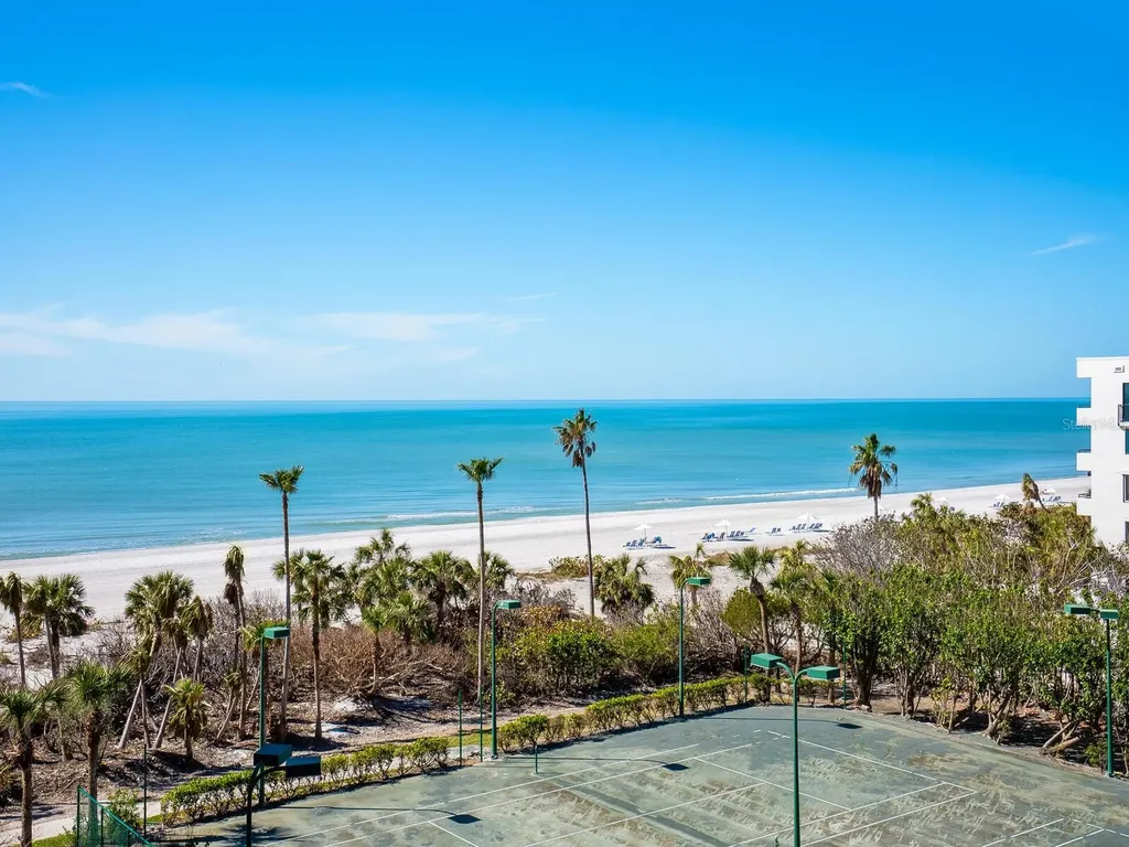 1281 Gulf Of Mexico Drive Longboat Key FL 34228