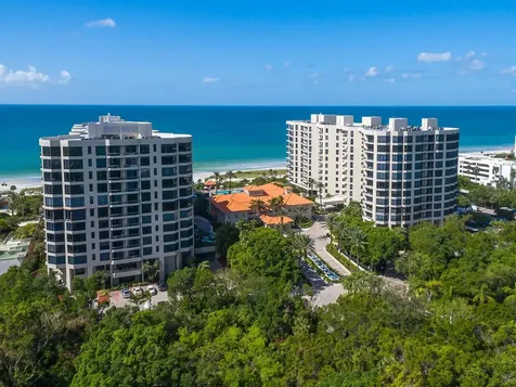 1281 Gulf Of Mexico Drive Longboat Key FL 34228