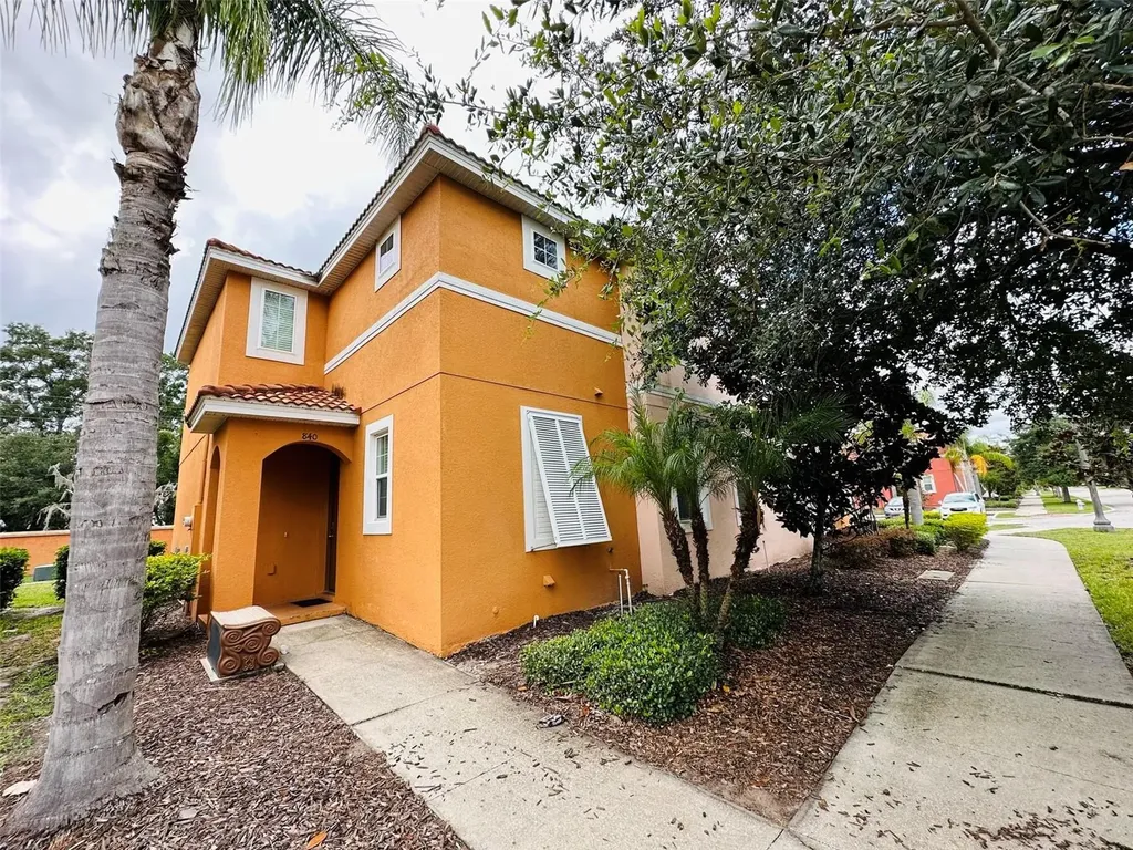 840 Las Fuentes Drive Kissimmee FL 34746