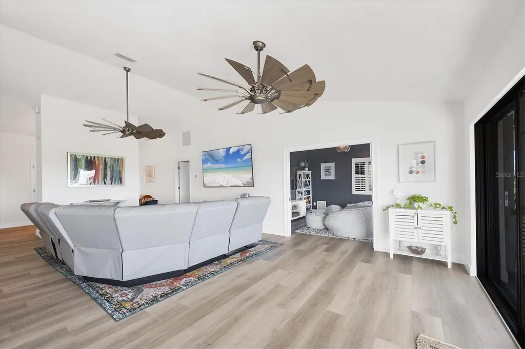 1649 Manor Road Englewood FL 34223