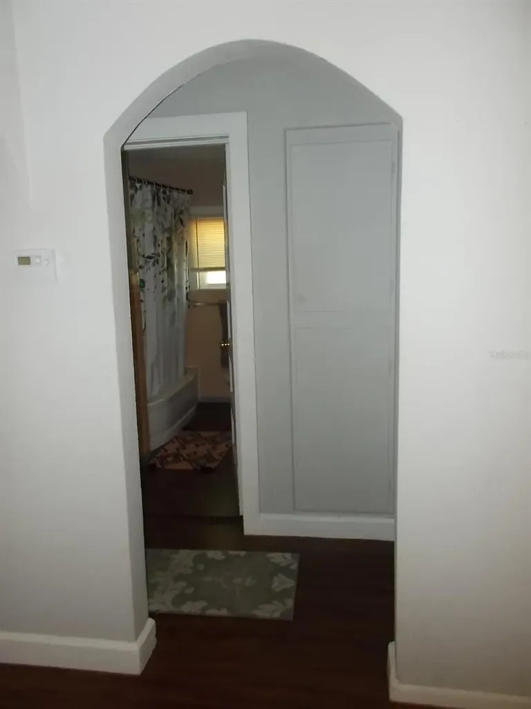 5827 39th Street N St Petersburg FL 33741