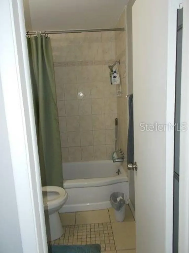 5827 39th Street N St Petersburg FL 33741