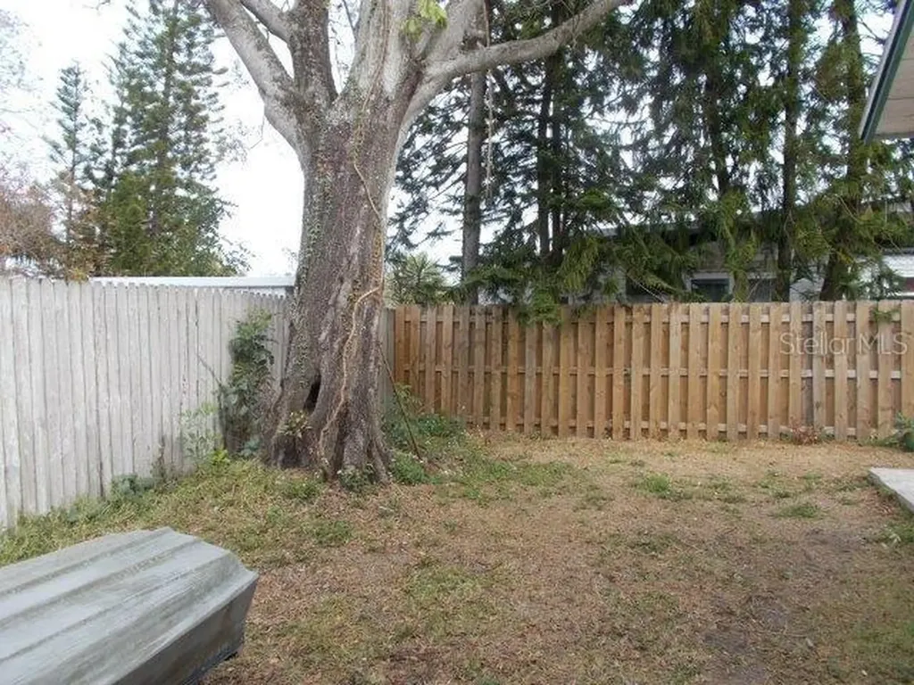 5827 39th Street N St Petersburg FL 33741