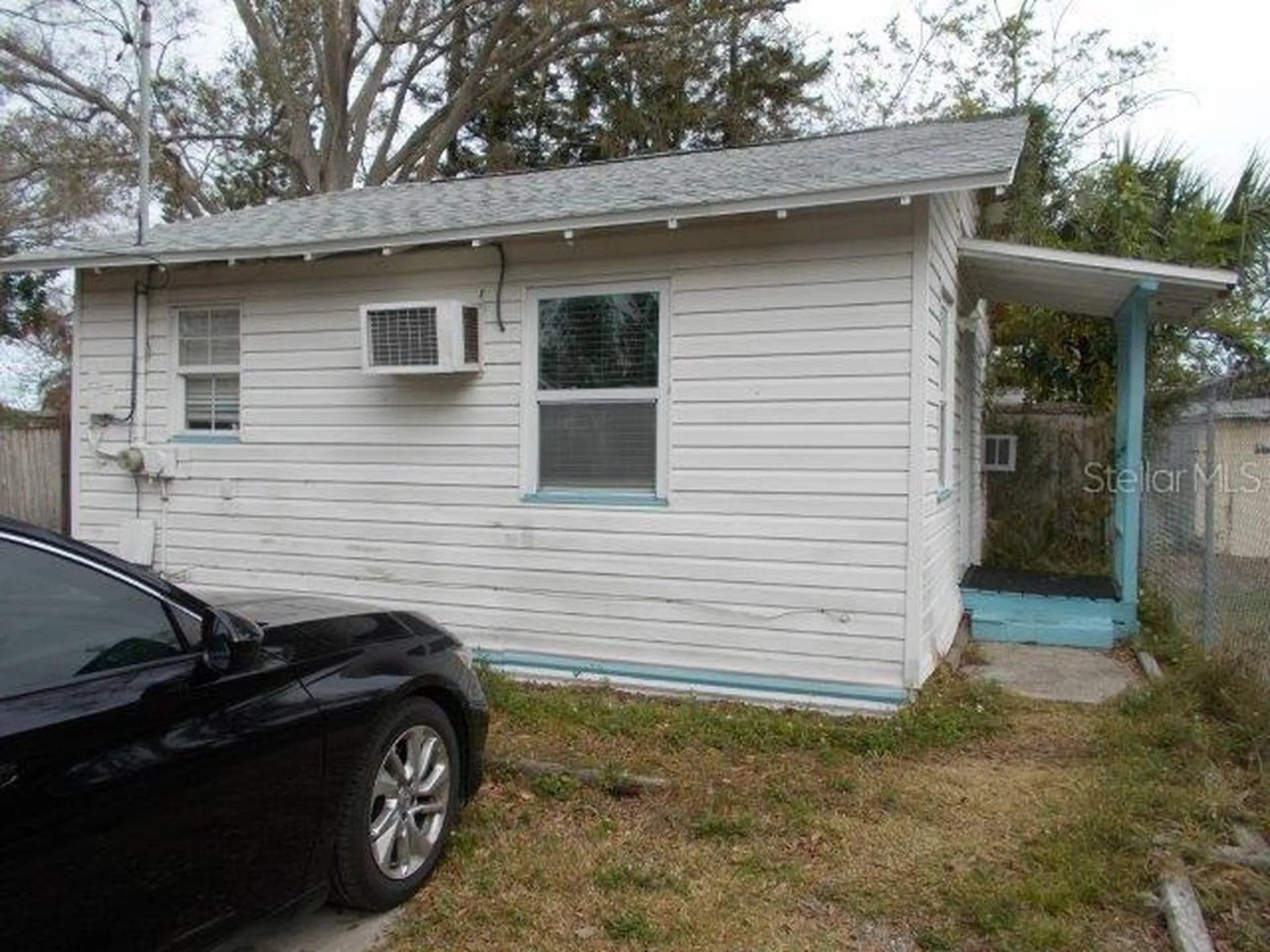 5827 39th Street N St Petersburg FL 33741