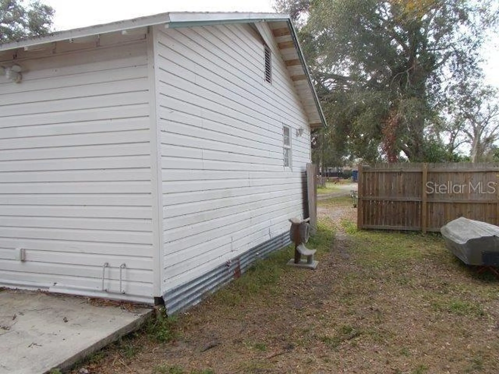 5827 39th Street N St Petersburg FL 33741