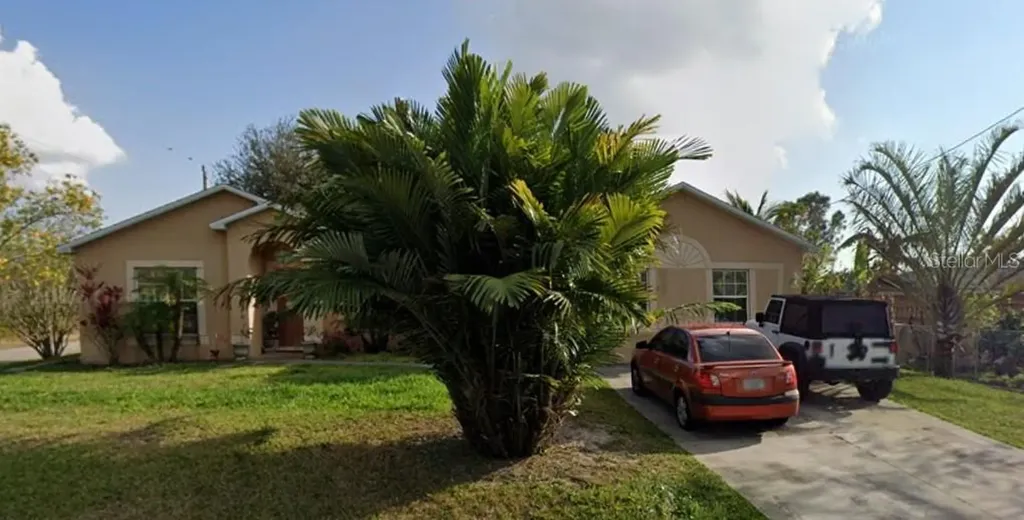 3001 2nd Street SW Lehigh Acres FL 33976