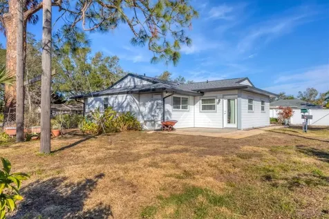 3762 San Luis Drive Sarasota FL 34235
