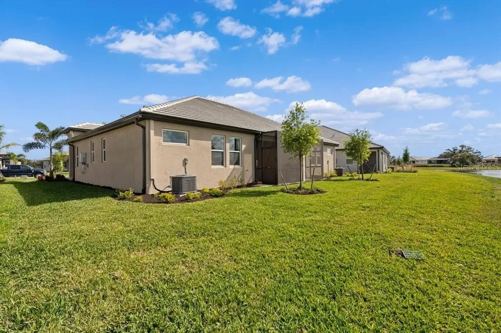 17918 Cherished Loop Bradenton FL 34211