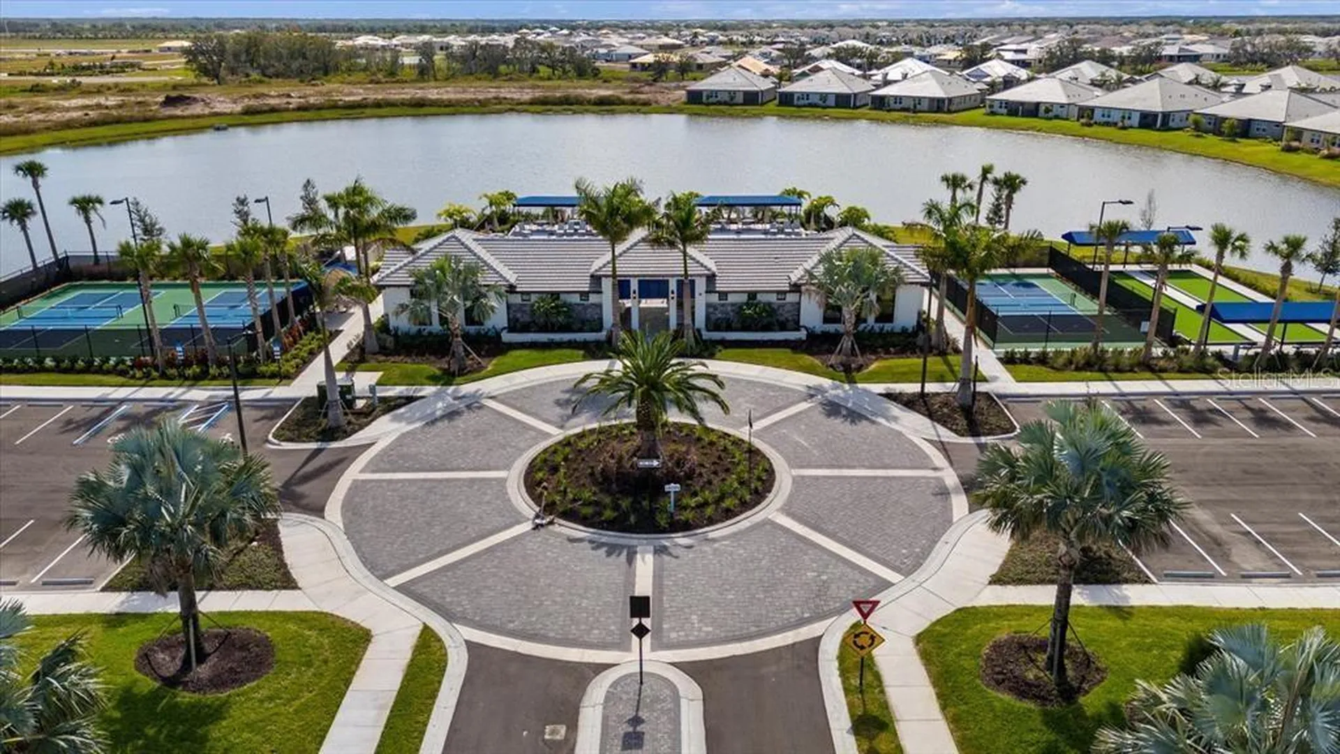 17918 Cherished Loop Bradenton FL 34211