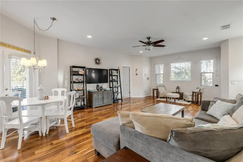 201 S Cooper Street New Smyrna Beach FL 32169