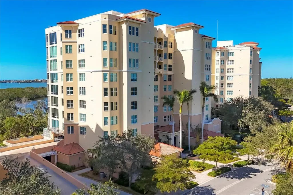393 N Point Road Osprey FL 34229