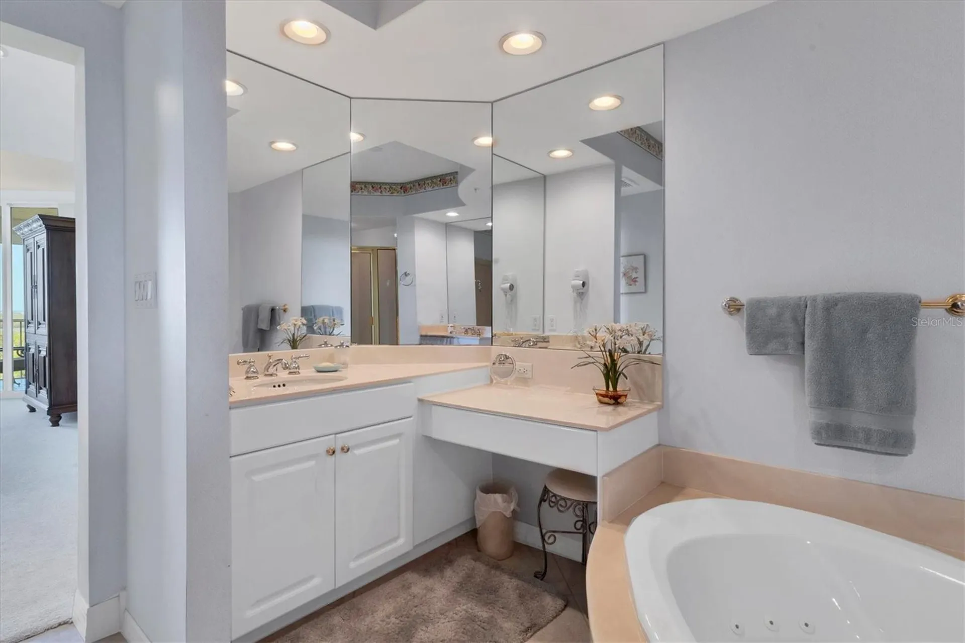 393 N Point Road Osprey FL 34229