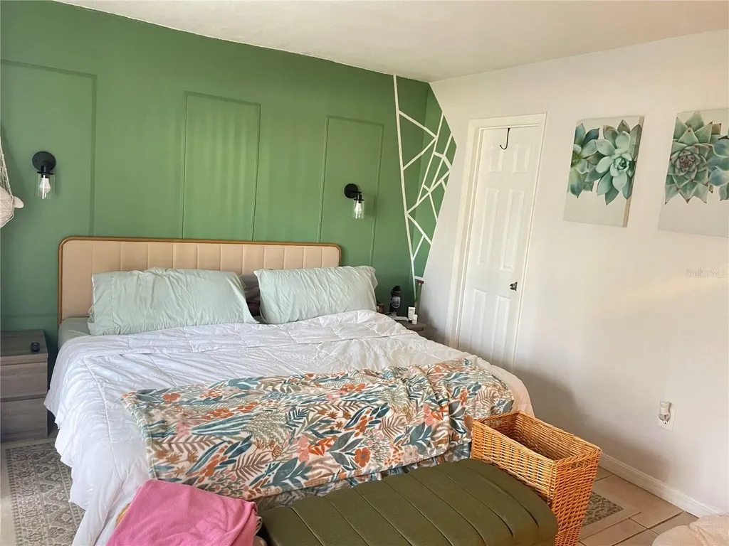 4149 S Semoran Boulevard Orlando FL 32822