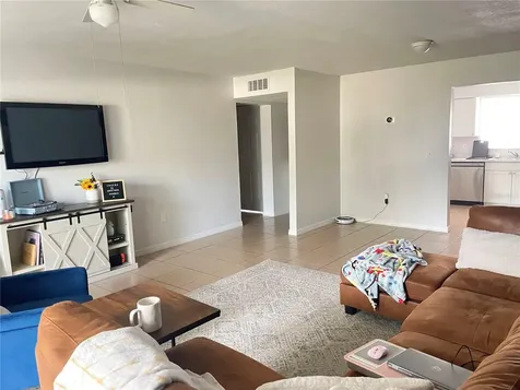 4149 S Semoran Boulevard Orlando FL 32822