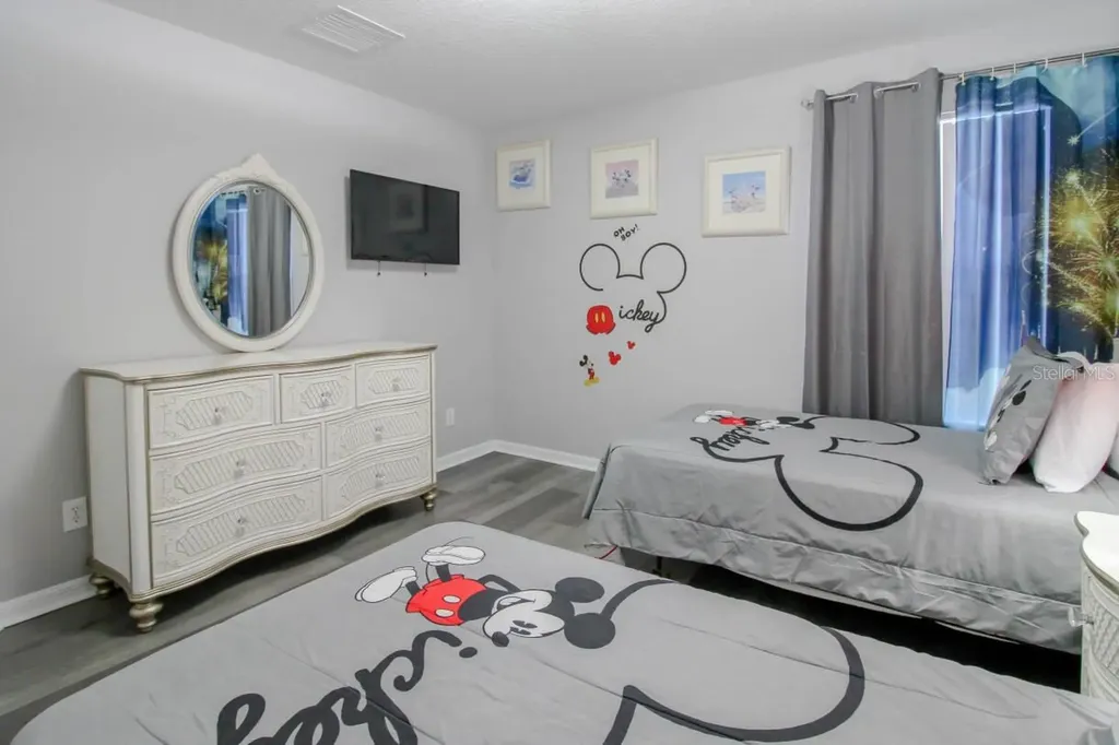 219 Plumoso Loop Davenport FL 33897