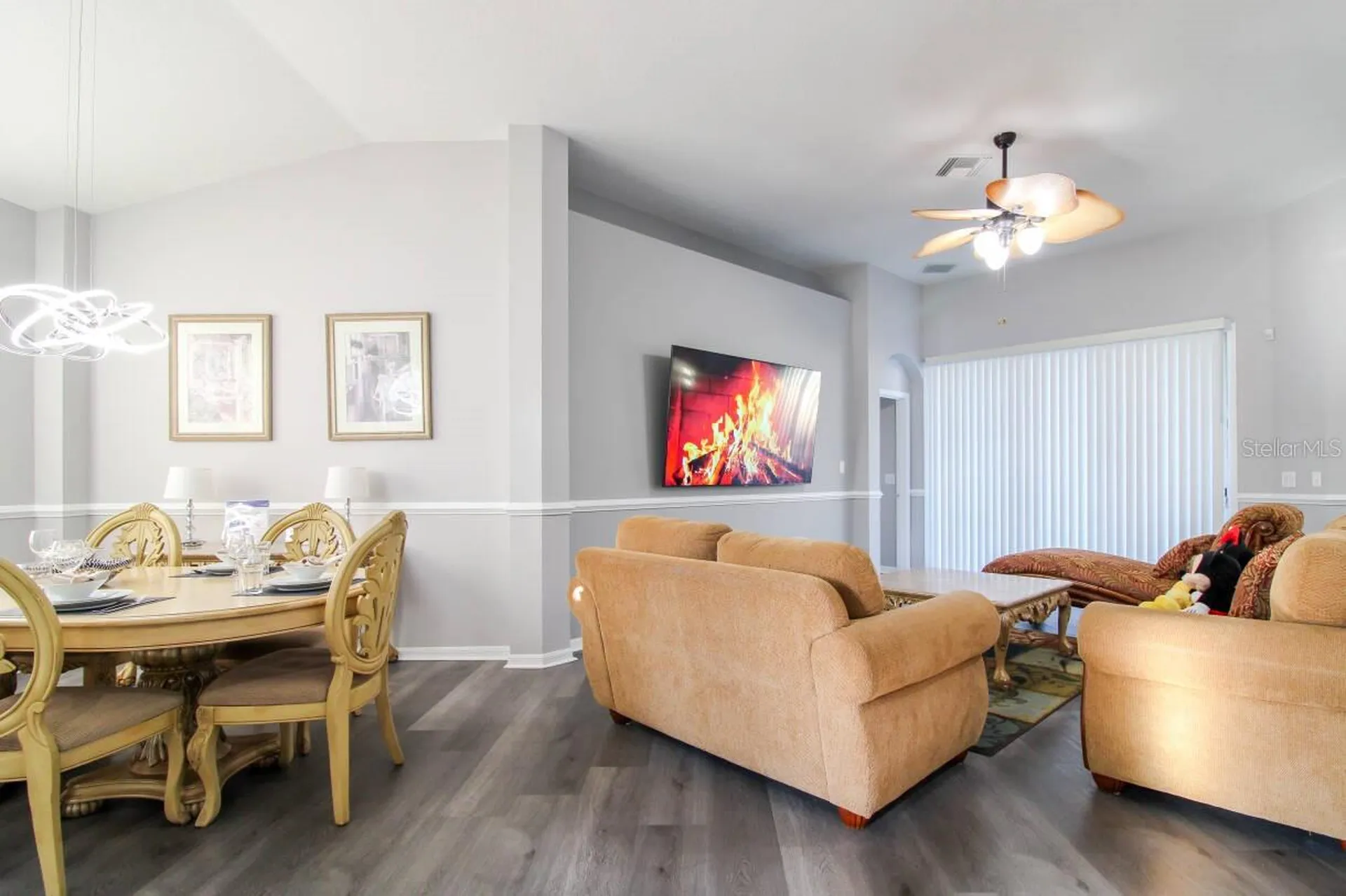 219 Plumoso Loop Davenport FL 33897