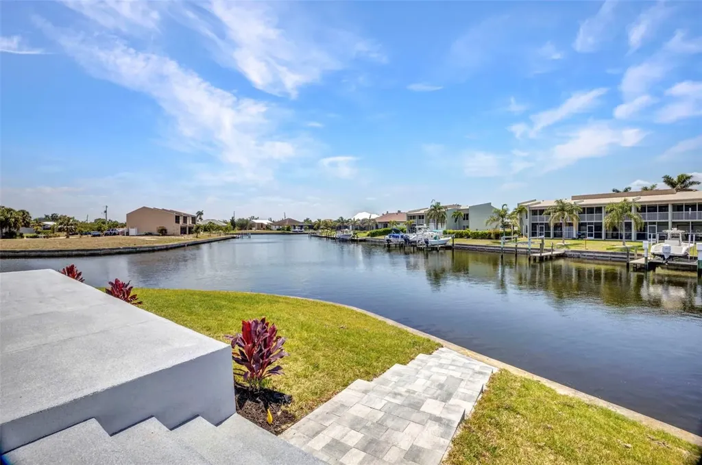 1327 Wesley Drive Punta Gorda FL 33950