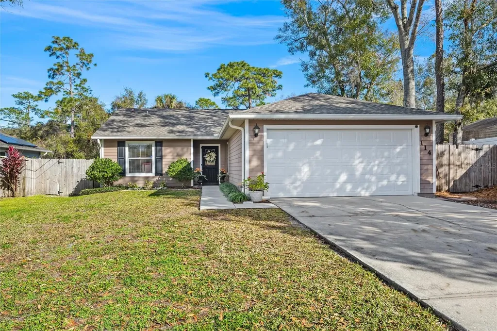 114 W 5th Street Chuluota FL 32766