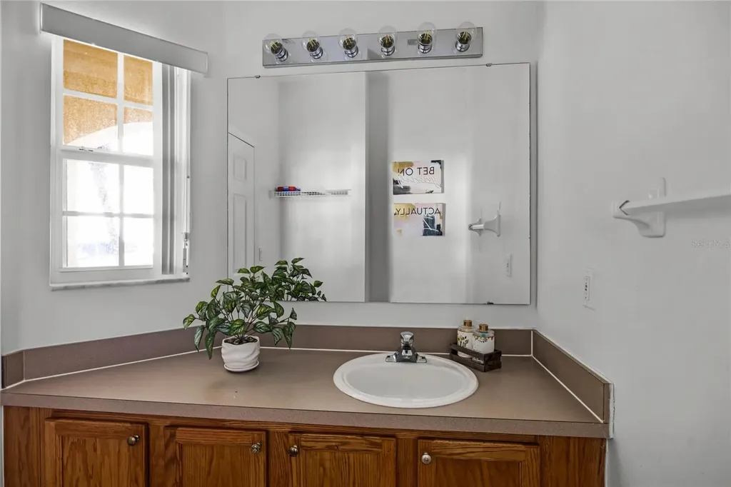 1068 Park Ridge Circle Kissimmee FL 34746