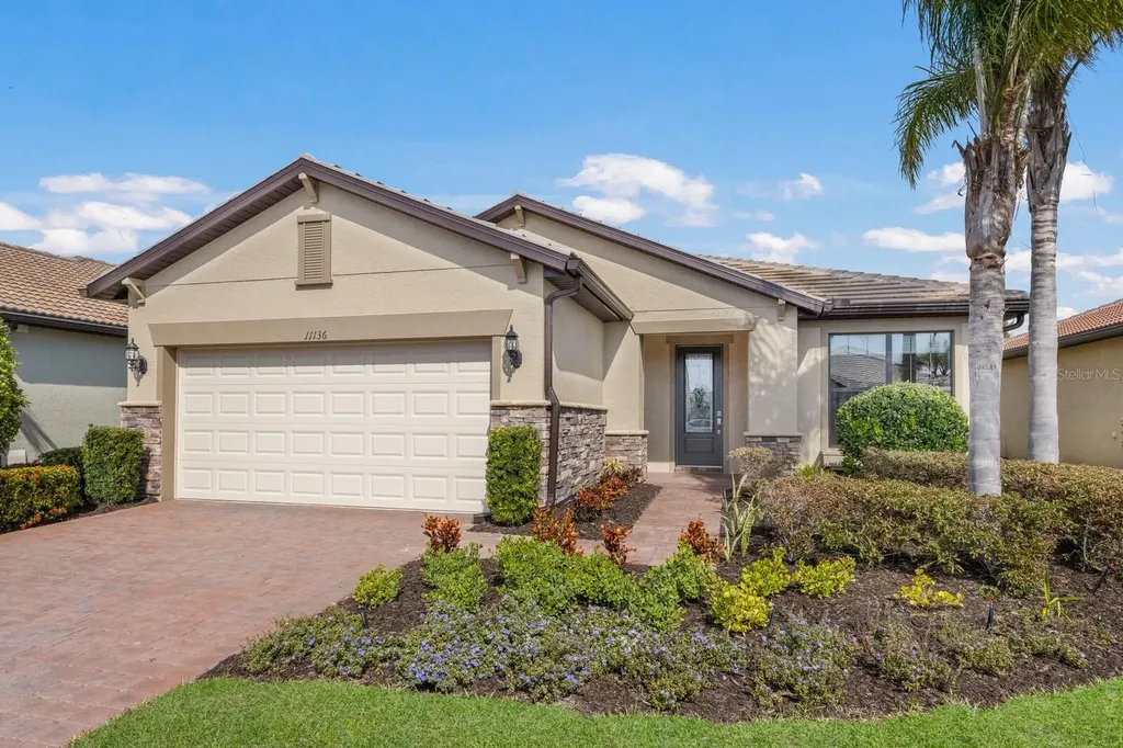 11136 Shearwater Court Sarasota FL 34238