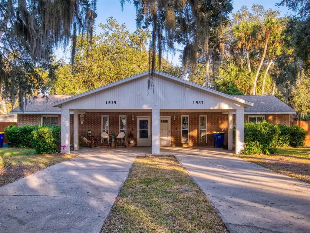 1535-1537 Mango Tree Drive Edgewater FL 32132