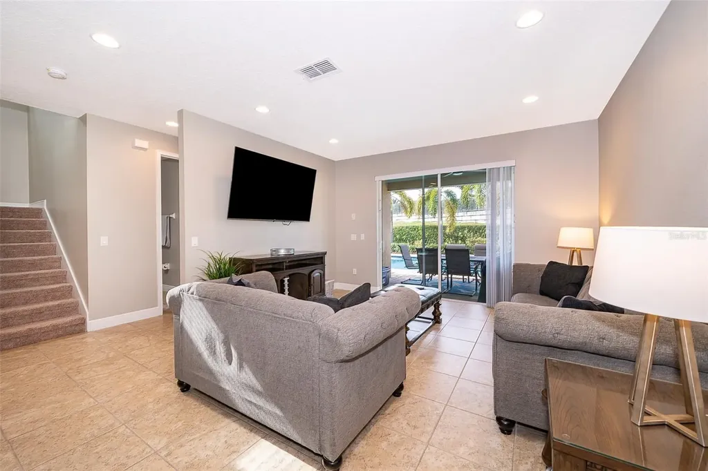 250 Pendant Court Kissimmee FL 34747