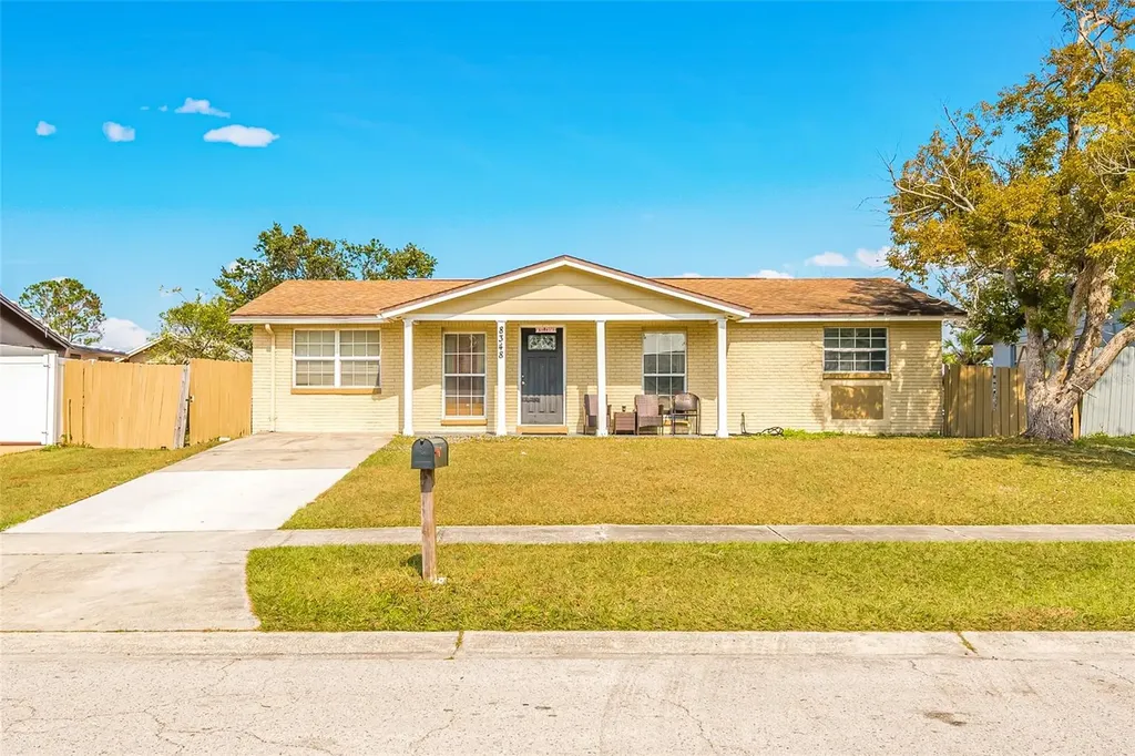 8348 Garrison Circle Tampa FL 33615