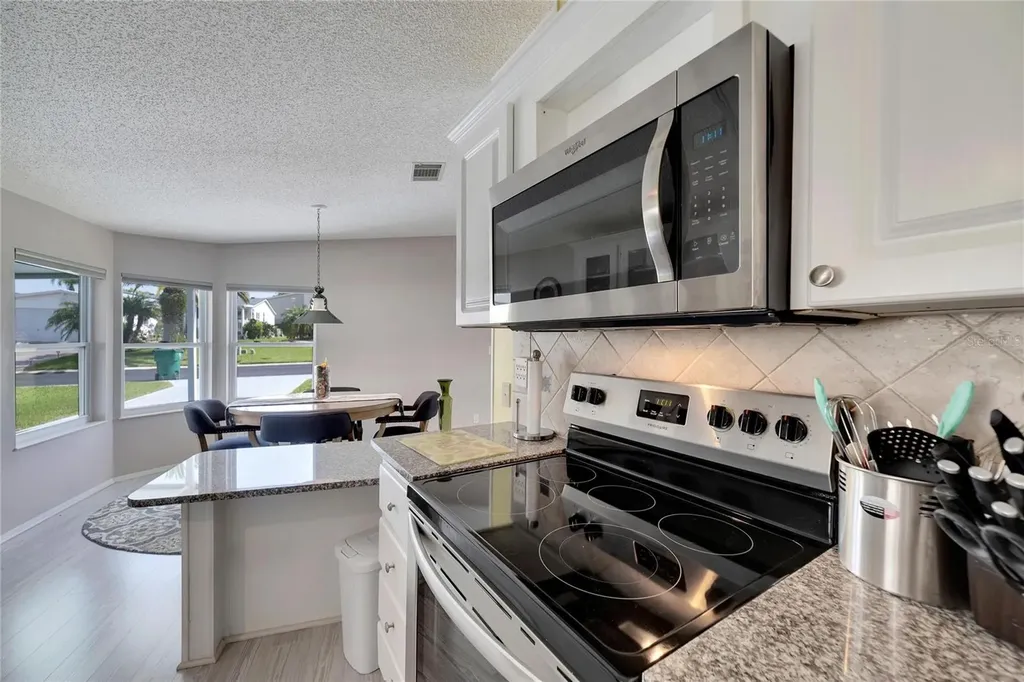37622 New Horizons Boulevard Zephyrhills FL 33541